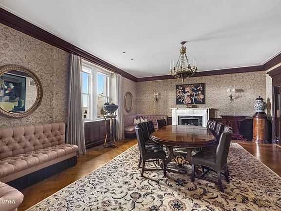 5th image of 903 Park Ave Fl 17