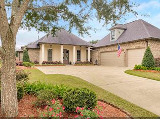 5422 Cypress Point Ln, Gonzales, LA 70737