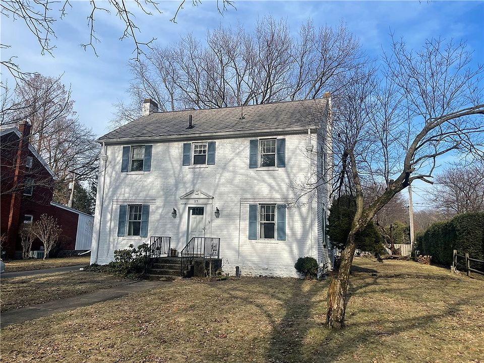1st image of 319 Cherokee Dr