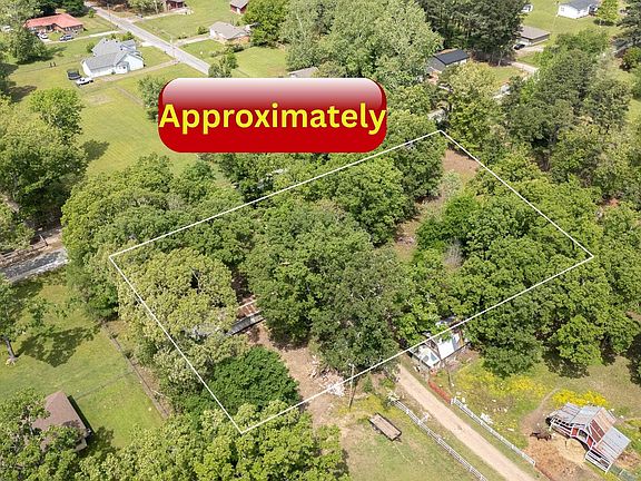 2nd image of 15224 Lone Pine Rd