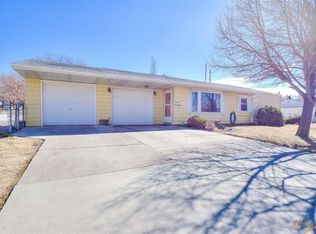 2428 Oak Ave, Rapid City, SD 57701