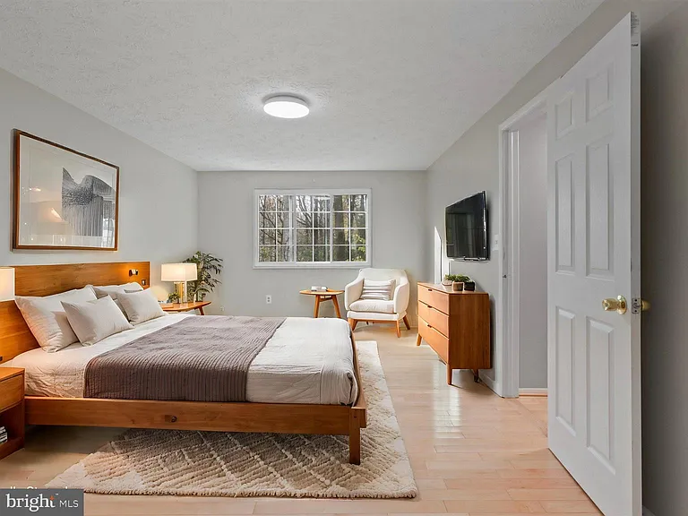 8463 Monarch Ct — Photo 31