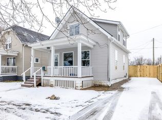 749 16th St, Port Huron, MI 48060