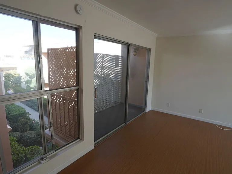 1538 Stanford St #15 — Photo 17