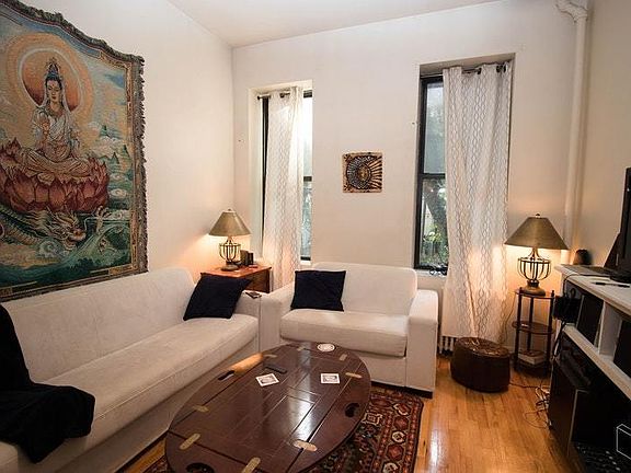 2nd image of 436 W 49th St APT 1RE