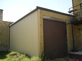 152 N Dickason Blvd, Columbus, WI 53925