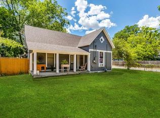 909 N Robinson St, Cleburne, TX 76031