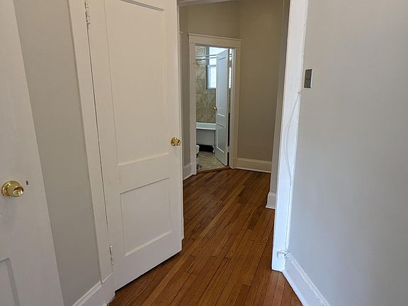 5th image of 1746 W Lawrence Ave #2E