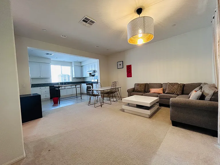 145 Eureka Pl — Photo 11