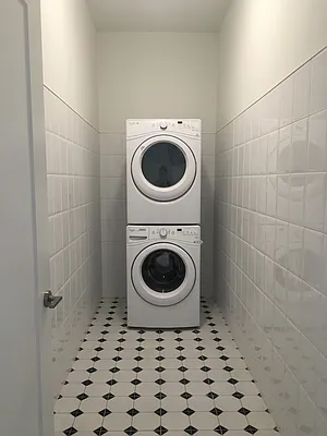 Rented by Realty Collective | media 9