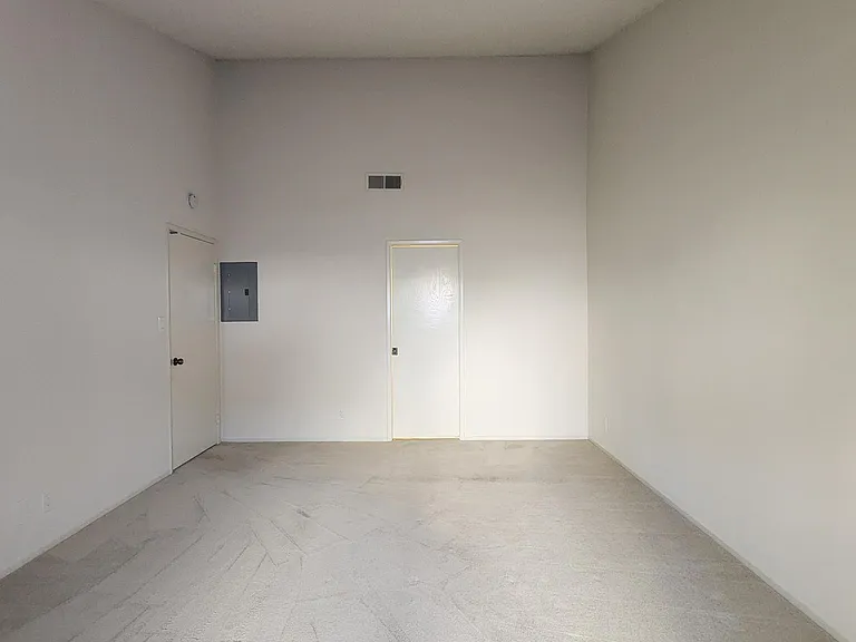 4326 Fair Oaks Blvd — Photo 31