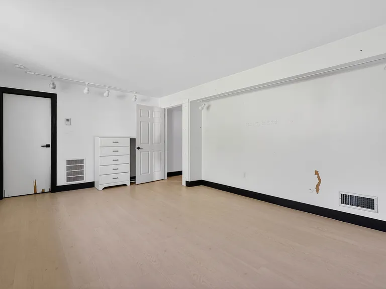 40 Felter Hill Rd — Photo 27