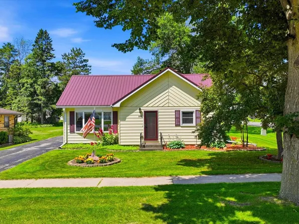 1500 S LOCUST AVENUE, Marshfield, WI 54449