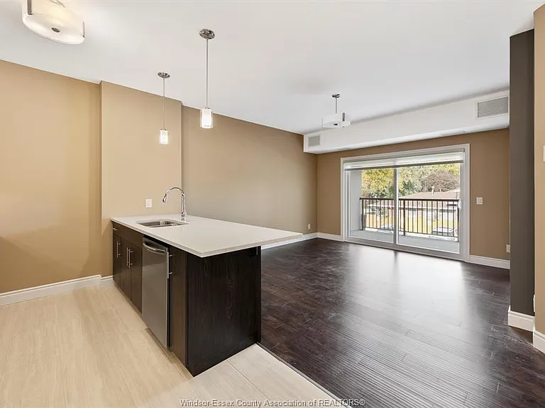 480 Fairview Blvd #205 — Photo 5
