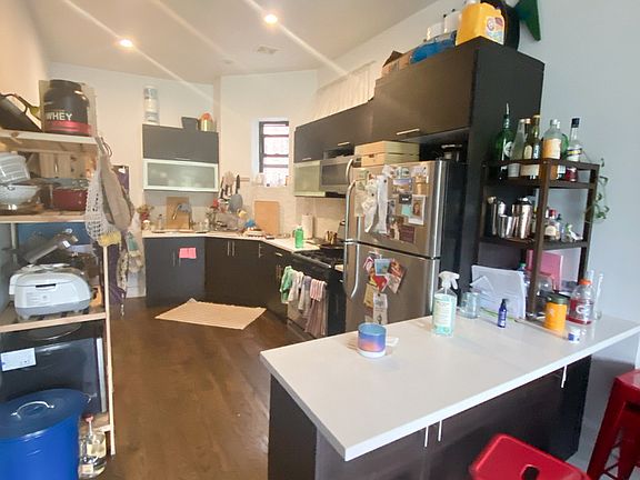 2nd image of 679 Sterling Pl APT 3R