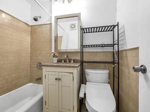 139-15 83rd Avenue image 17 of 21