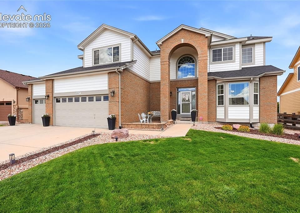 1st image of 10977 Mount Evans Dr