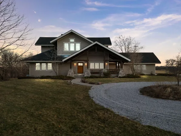 5665 Braun Rd, Saline, MI 48176