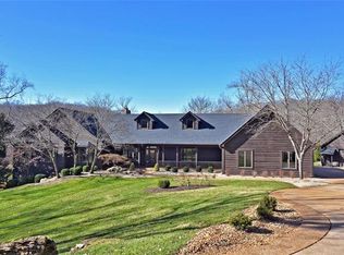 19120 Whispering Timber Dr, Pacific, MO