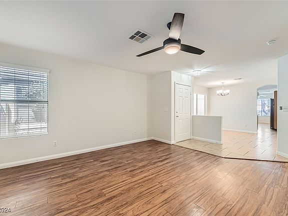 5th image of 1079 Dove Eagle Ct