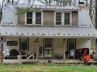 810 Angora Rd, Reading, PA 19606