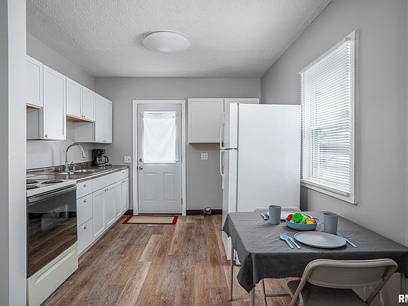 5th image of 3116 Orchard Ave