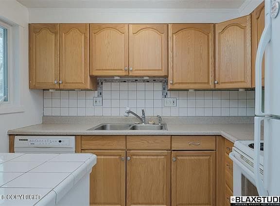 4th image of 1139 Ivy Dr