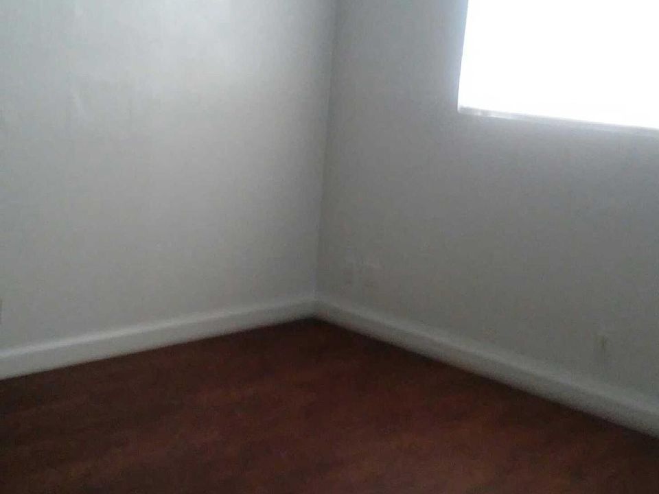 1st image of 51 E Dakota Ave