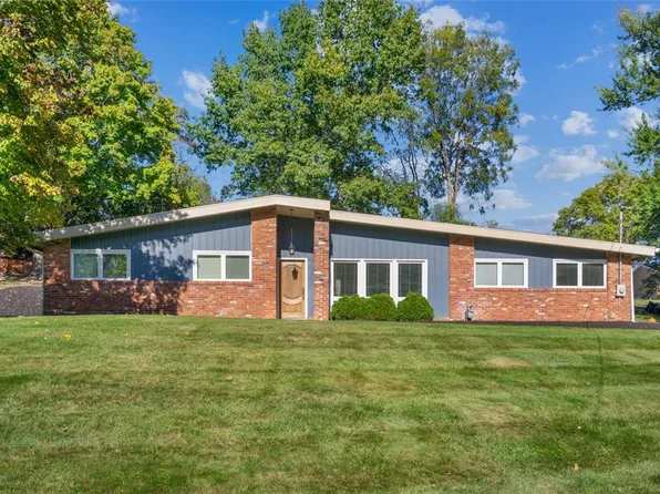 192 E Highland Dr, Canonsburg, PA 15317