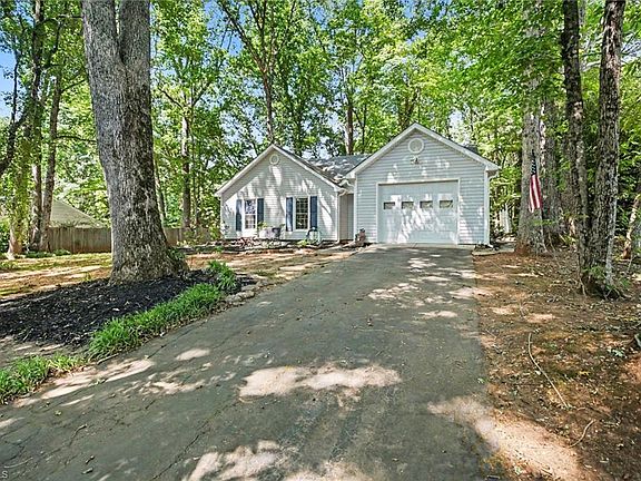 4th image of 9520 Jefferson Valley Dr