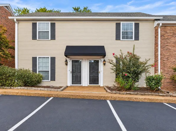 200 Royal Oaks Blvd APT J2, Franklin, TN 37067