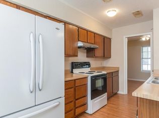 200 Montrose Cir, Conroe, TX 77301