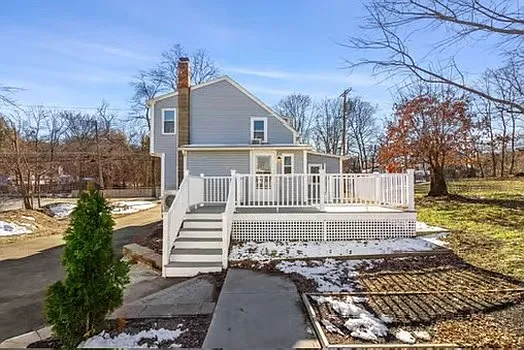 12 Tri St — Photo 10