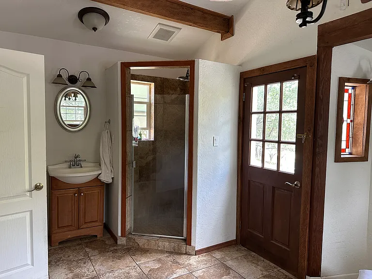 5919 Evergreen Ln — Photo 15