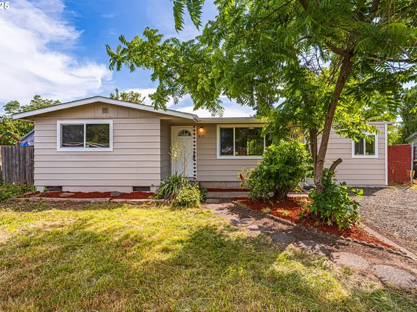 823 20th St, Springfield, OR 97477