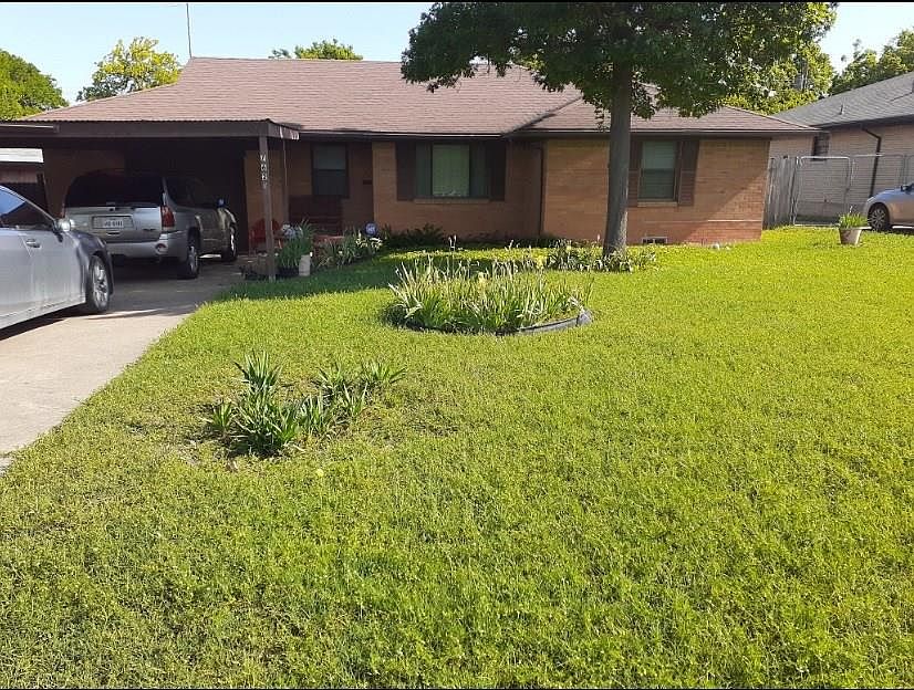 1st image of 7621 Blossom Ln