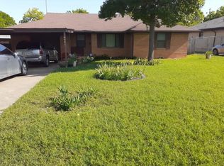 7621 Blossom Ln, Dallas, TX 75227