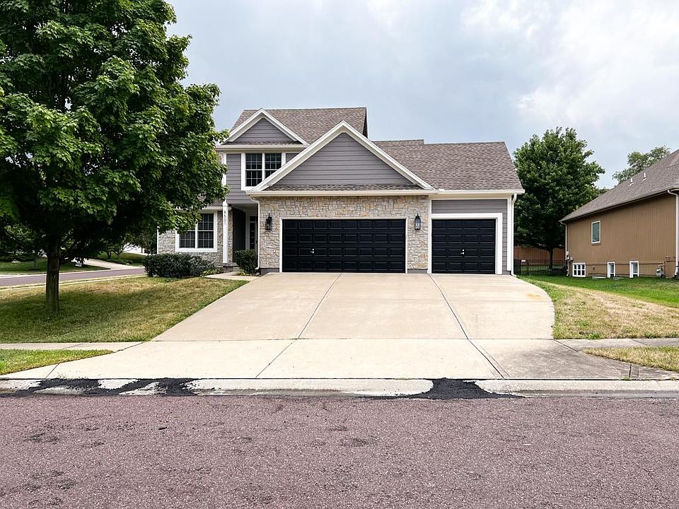 1.5 Story House with 3 car garage.
