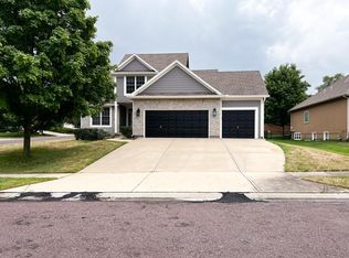 8501 W 155th Ter, Overland Park, KS 66223