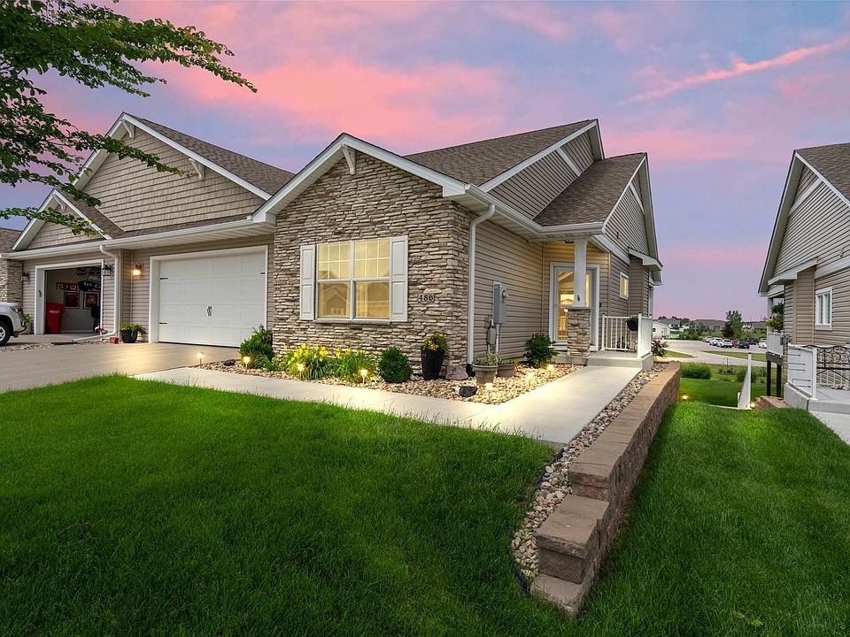 1st image of 486 Bella Vista Ct