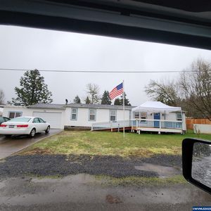 323 17th Ave, Sweet Home, OR, 97386