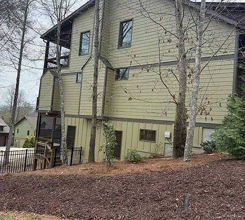 4th image of 5 Upper Knoll Dr