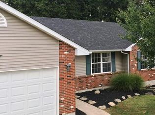 1217 Marigold Ct, Troy, MO 63379