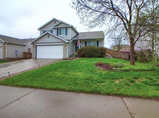 2107 Astoria Ln, Longmont, CO 80504