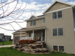 5218 Ninebark Dr, Fitchburg, WI 53711
