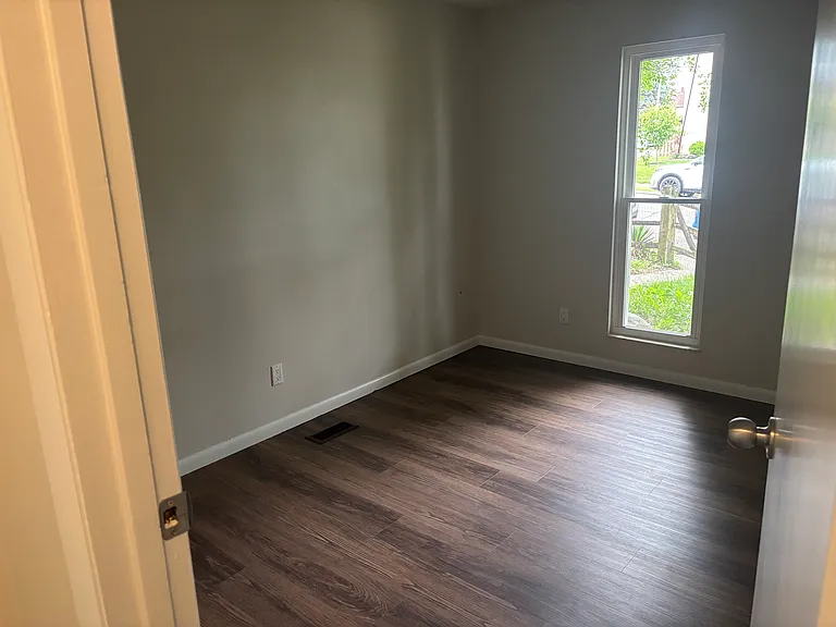 227 Gordon Ave — Photo 6