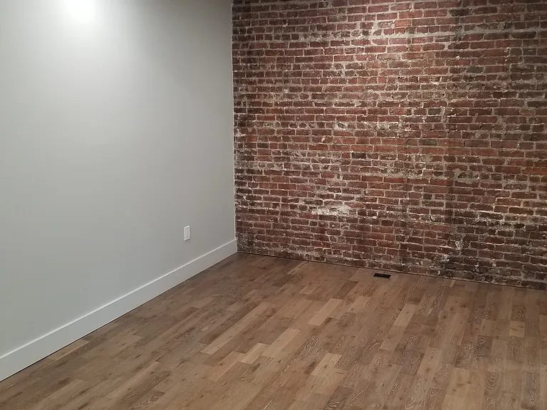 21 65th St #2 — Photo 5