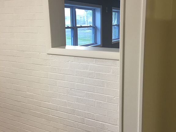 5th image of 420 Weldon Ave