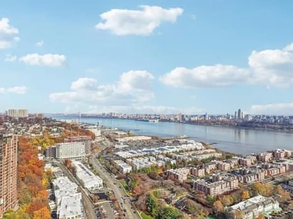 7 Laird Place image 3 of 48