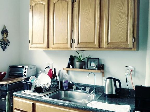 2nd image of 79 Driggs Ave APT 3R